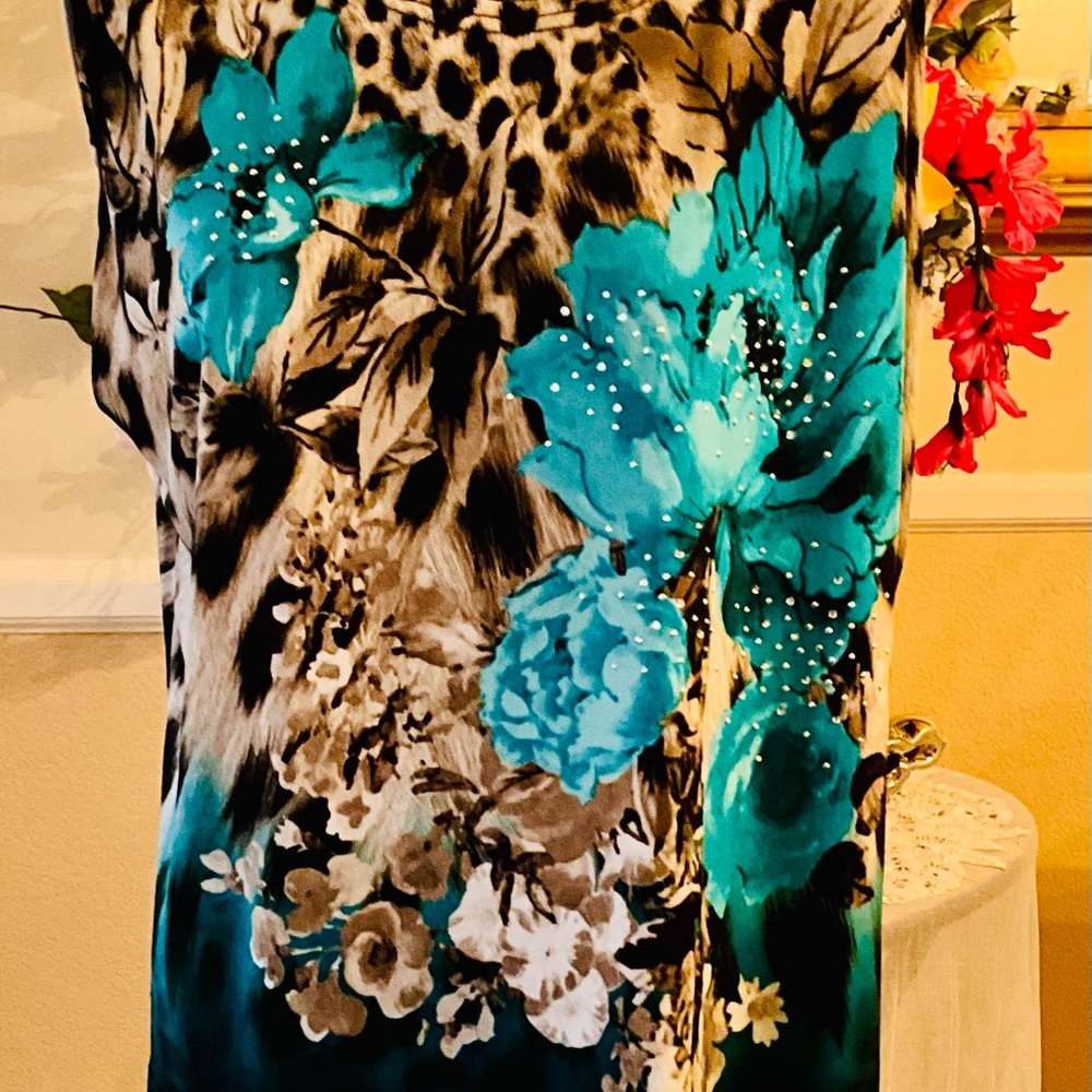 Floral Print Women's Top and matching cardigan